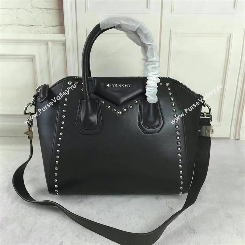 Givenchy medium antigona black bag 5414