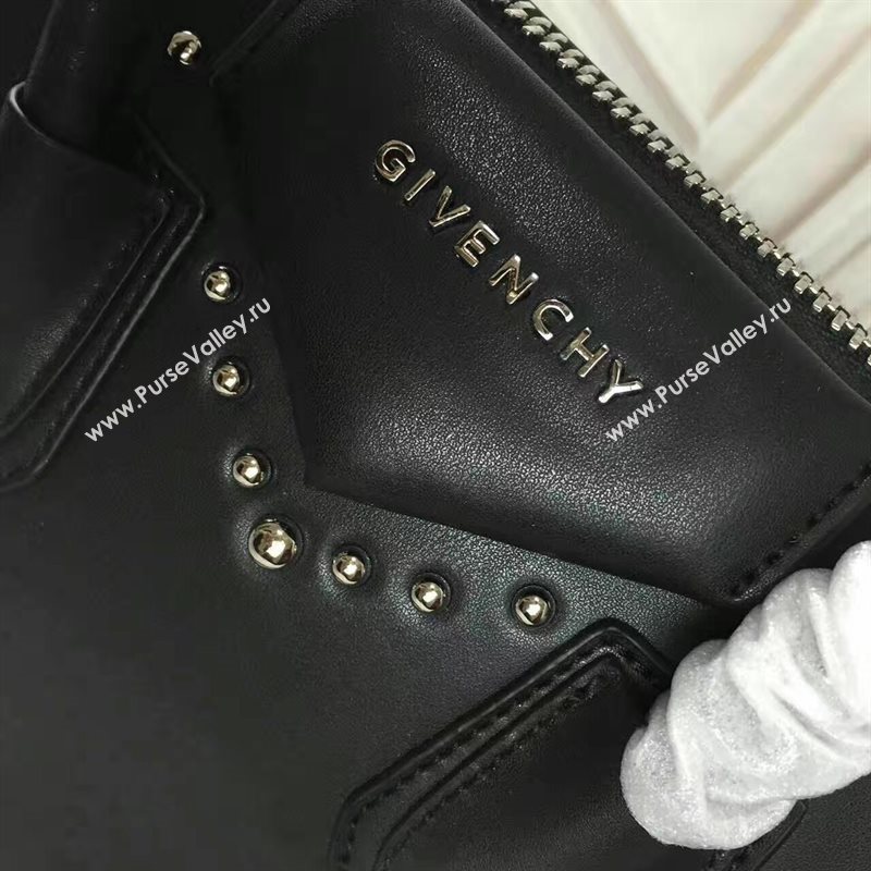 Givenchy medium antigona black bag 5414