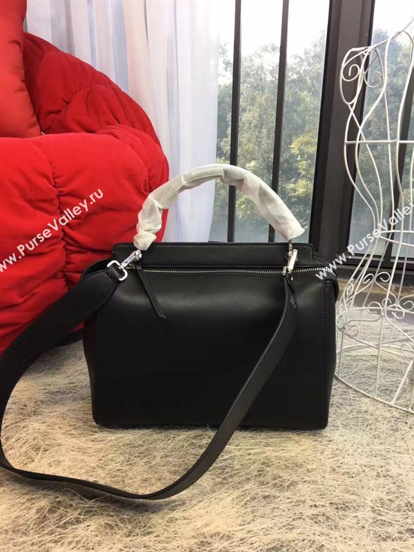 Fendi shoulder black tote bag 5540