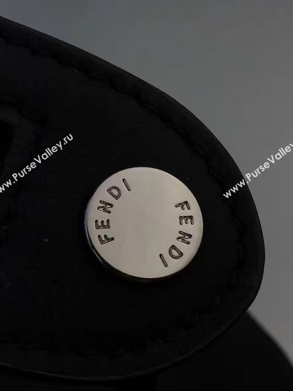 Fendi black medium tote shoulder bag 5548