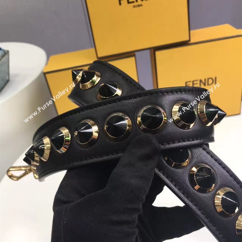 Fendi you strap black 5506