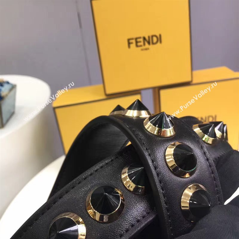 Fendi you strap black 5506