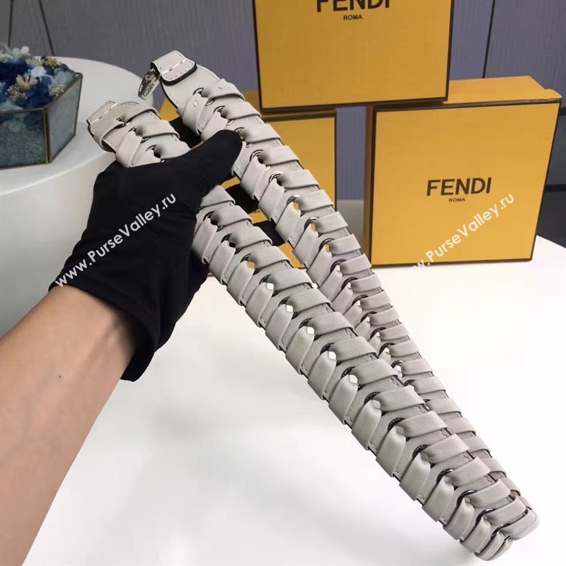 Fendi strap light you gray 5510