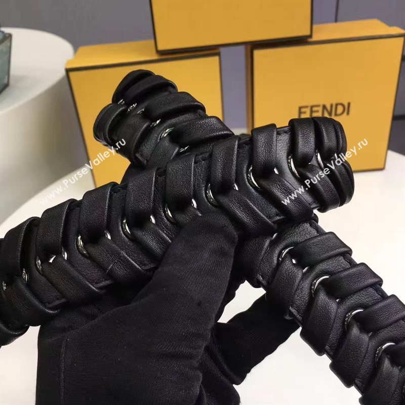 Fendi you strap black 5511