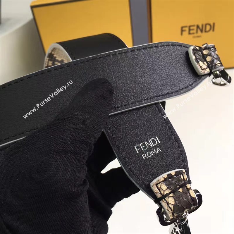 Fendi strap you v black snake 5518