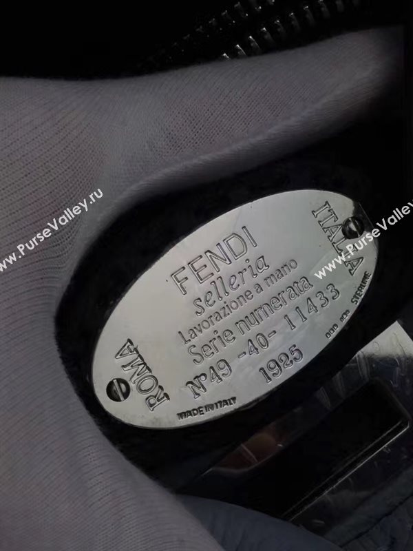 Fendi large peekaboo gray leather grain bag 5524