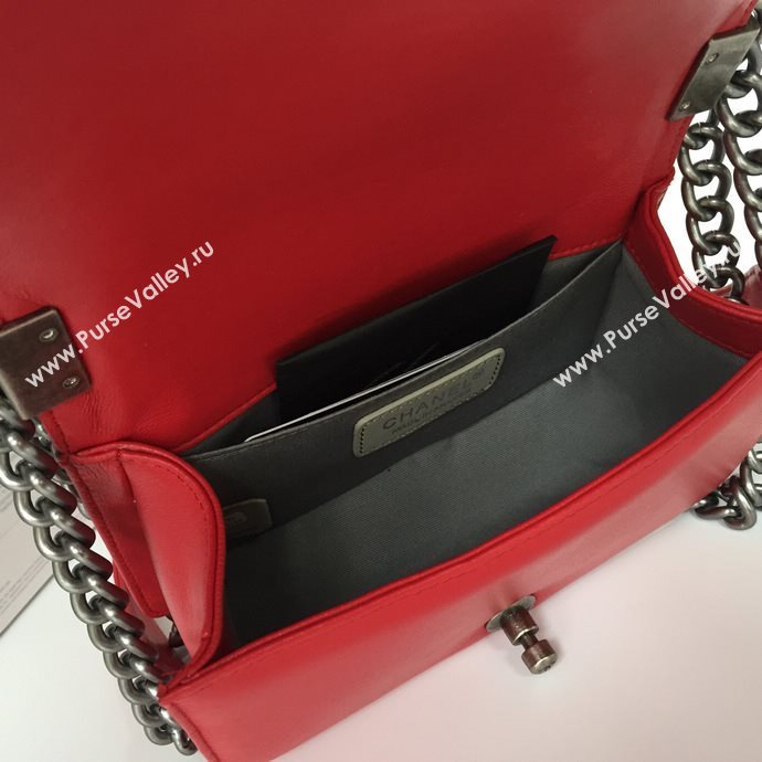 Chanel 67085 small le boy handbag red bag 5665