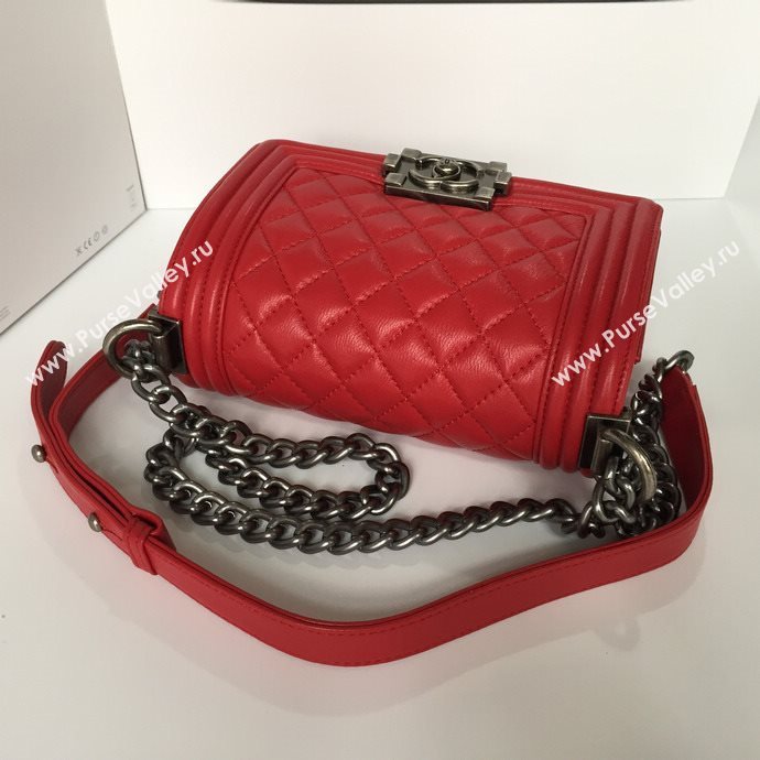 Chanel 67085 small le boy handbag red bag 5665