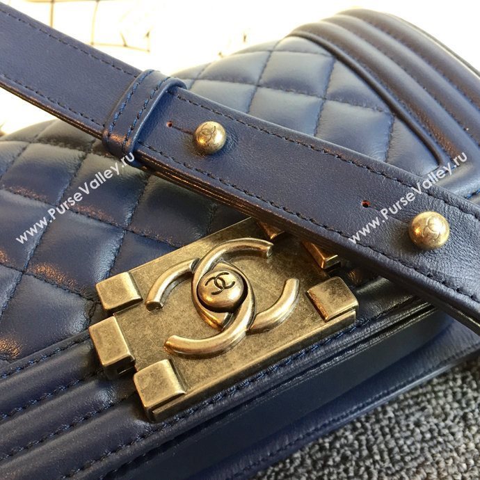 Chanel 67085 leather small le boy handbag blue bag 5636