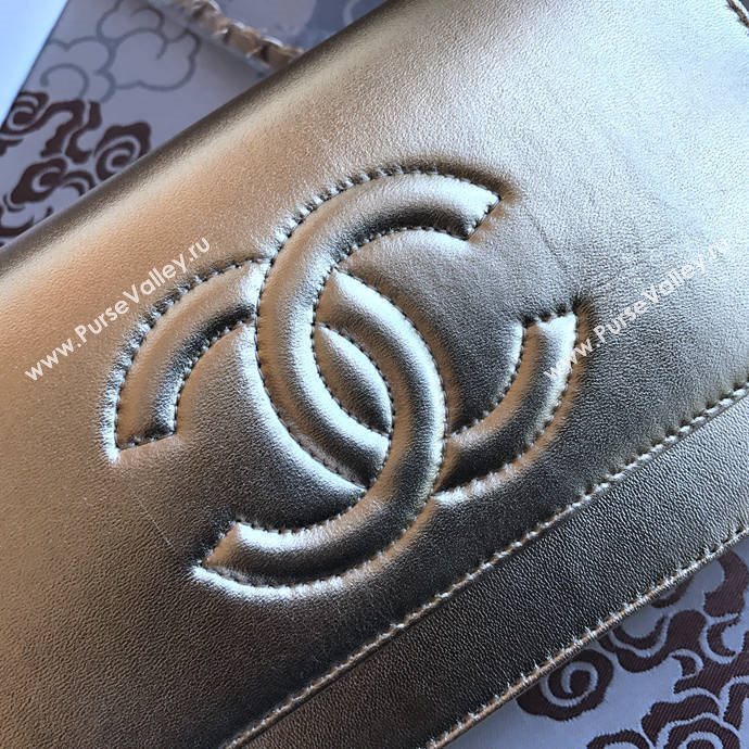 Chanel 33817 leather small woc handbag gold bag 5637