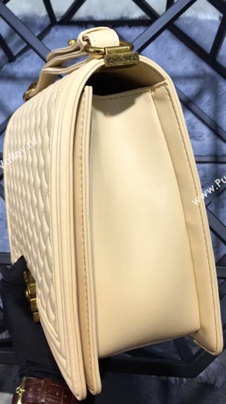 Chanel A67088 lambskin large 28cm le black boy bag 6050