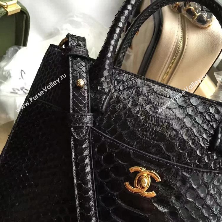 Chanel A69930 python black tote handbag shoulder bag 6158