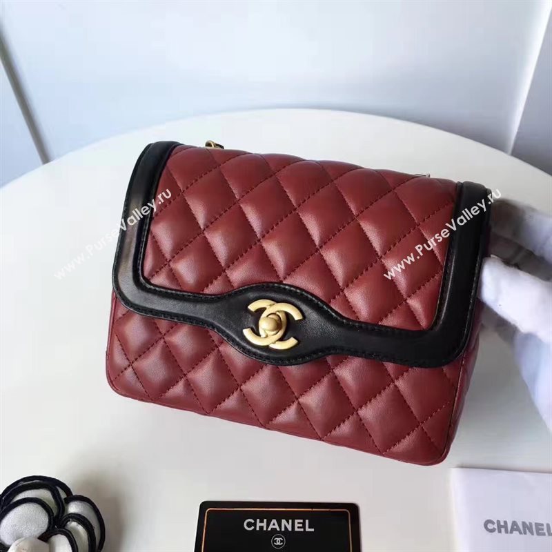 Chanel lambskin new 17cm flap wine shoulder bag 6171