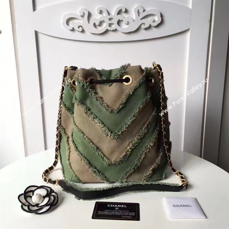 Chanel original canvas bucket green shoulder bag 6185