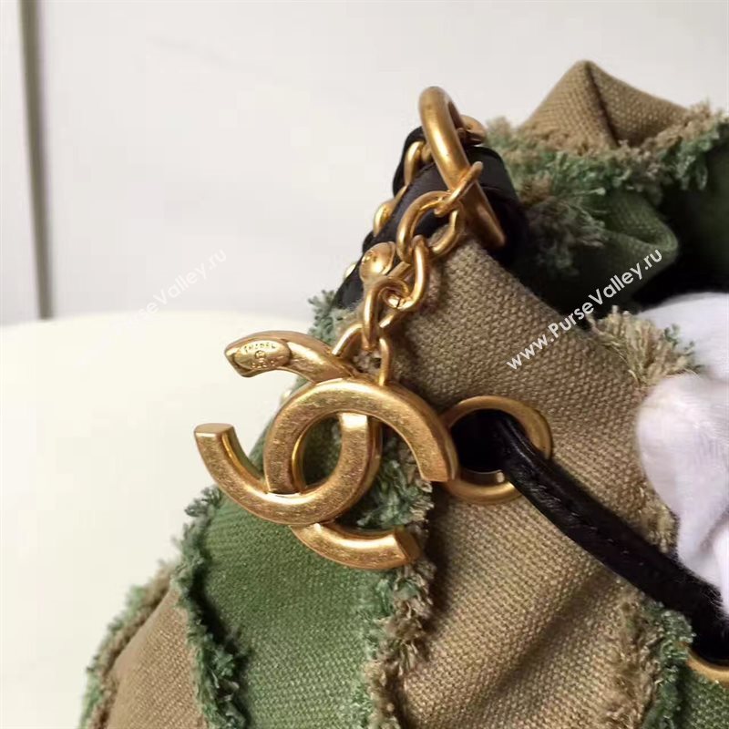 Chanel original canvas bucket green shoulder bag 6185