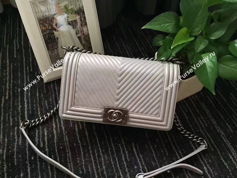 Chanel A67086 lambskin new V medium le gray boy bag 6240