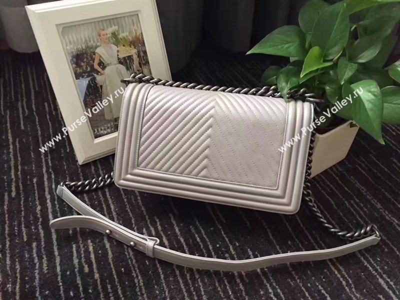 Chanel A67086 lambskin new V medium le gray boy bag 6240