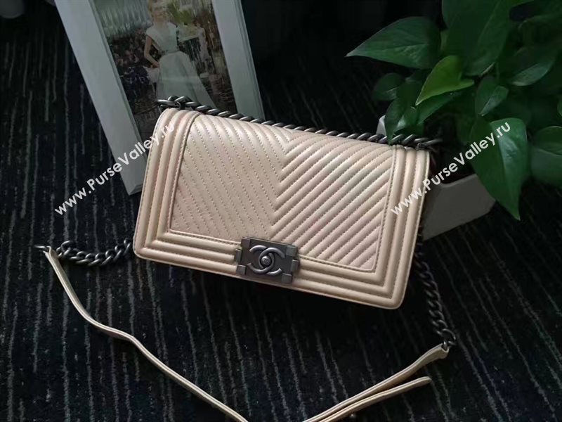 Chanel A67086 lambskin new V medium le apricot boy bag 6242
