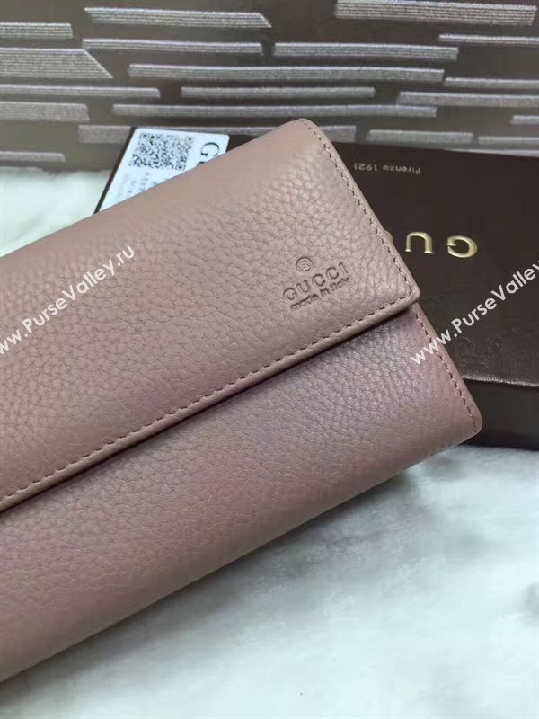 Gucci GG tan wallet bag 6293