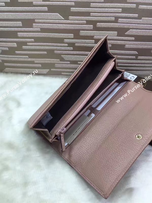 Gucci GG tan wallet bag 6293