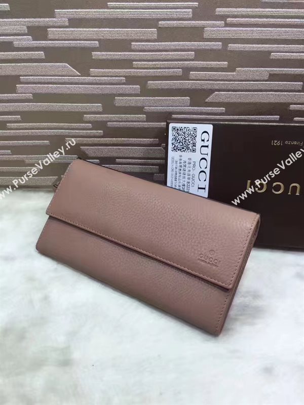 Gucci GG tan wallet bag 6293