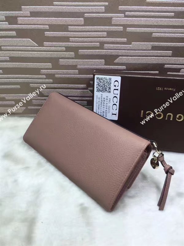 Gucci GG tan wallet bag 6293