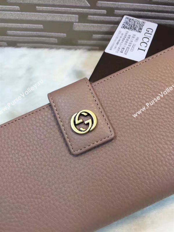 Gucci GG tan wallet bag 6297