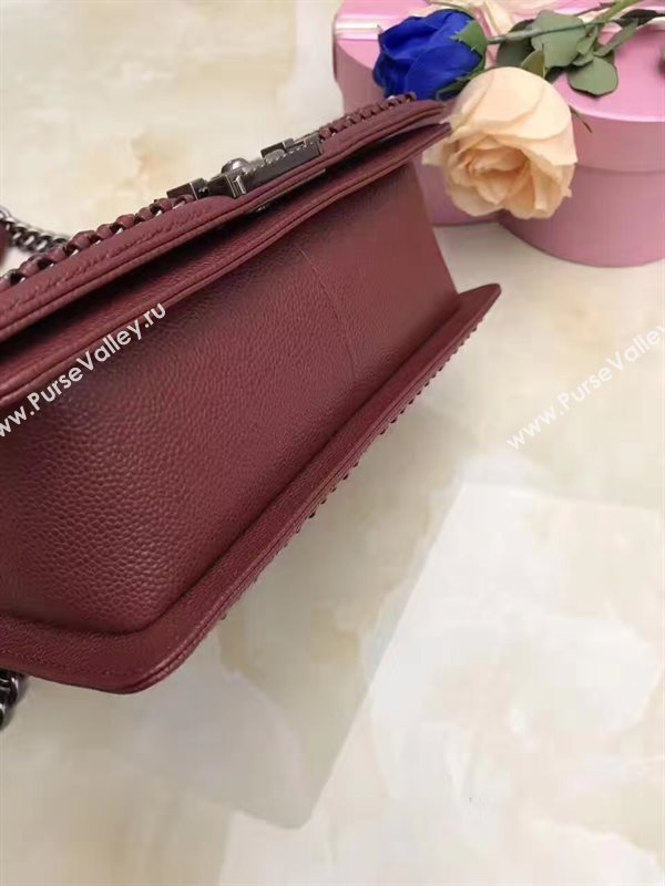 Chanel A67086 caviar lambskin chain le wine boy bag 6203