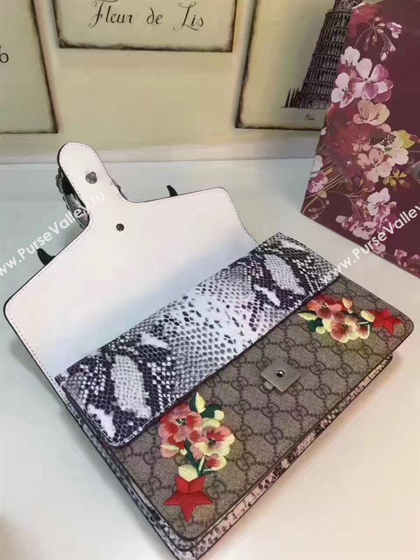 Gucci GG padlock flower shoulder bag 6344