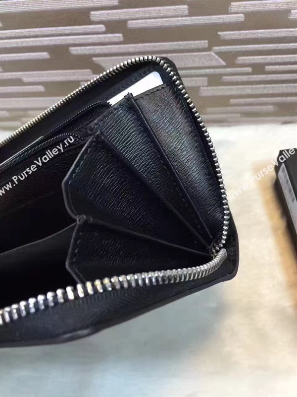 Gucci GG wallet black bag 6310