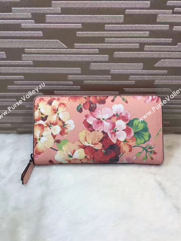 Gucci GG zipper wallet pink bag 6315