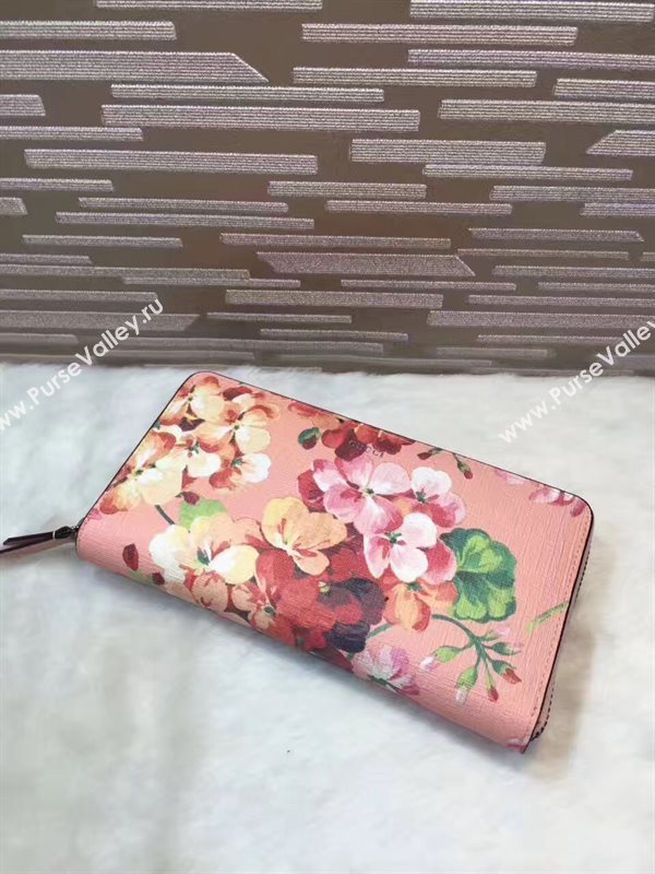 Gucci GG zipper wallet pink bag 6315