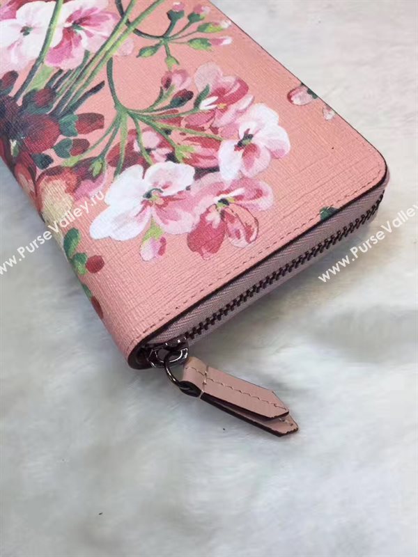 Gucci GG zipper wallet pink bag 6315