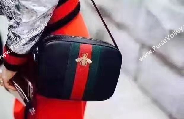 Gucci small shoulder tote black red v bag 6450