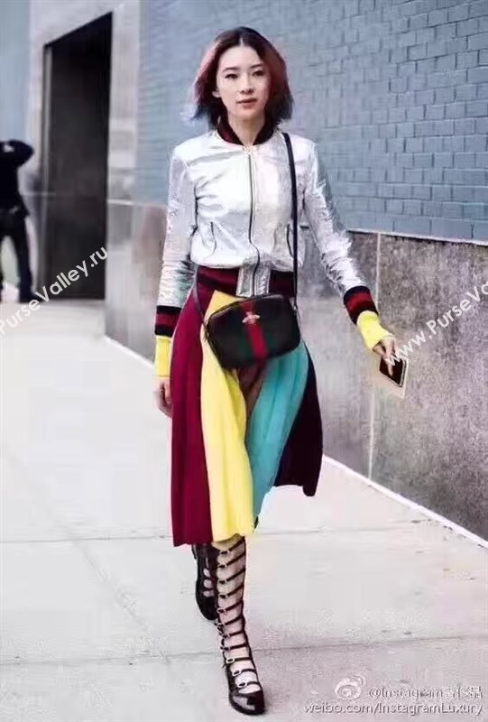 Gucci small shoulder tote black red v bag 6450