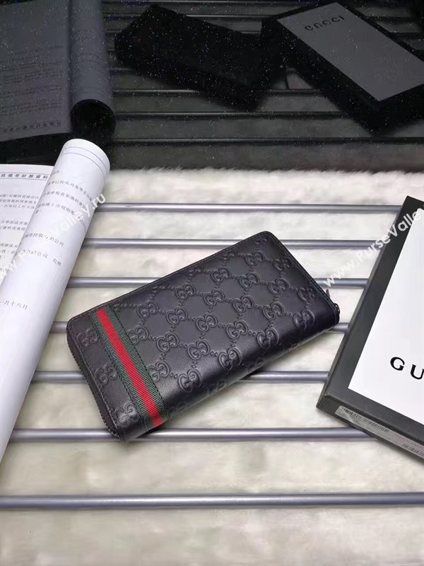 Gucci black GG wallet zipper bag 6599