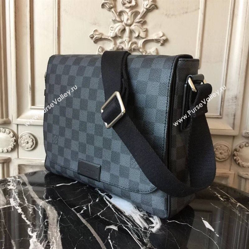 Men LV Louis Vuitton District Small Messenger Bag N41260 Damier Handbag Gray 6641