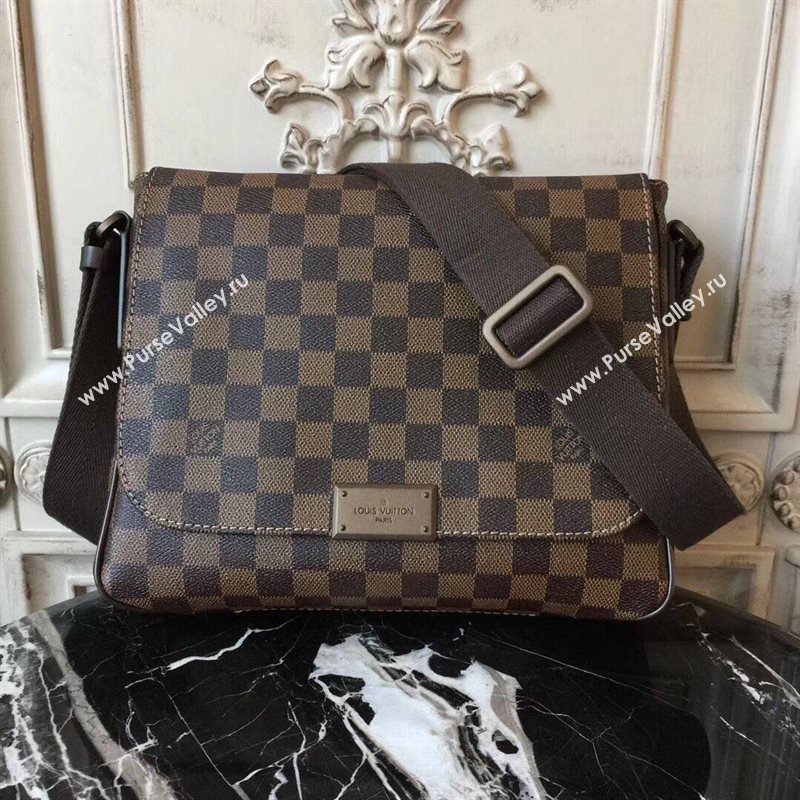 Men LV Louis Vuitton District Small Messenger Bag N41213 Damier Handbag Coffee 6646
