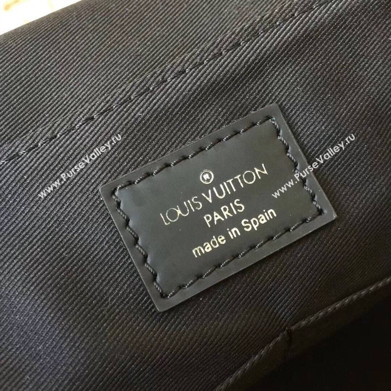 Men LV Louis Vuitton Monogram Explorer Messenger Bag M40565 Handbag Gray 6648
