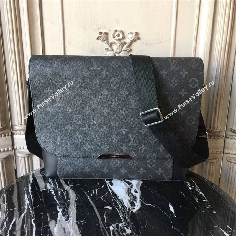 Men LV Louis Vuitton Monogram Large Explorer Messenger Bag M40539 Handbag Gray 6649