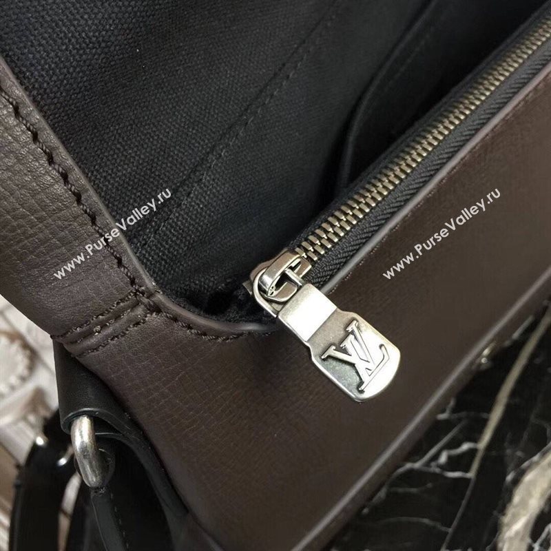 LV Men Louis Vuitton Canyon Messenger Bag M54963 Real Leather Handbag Brown 6659