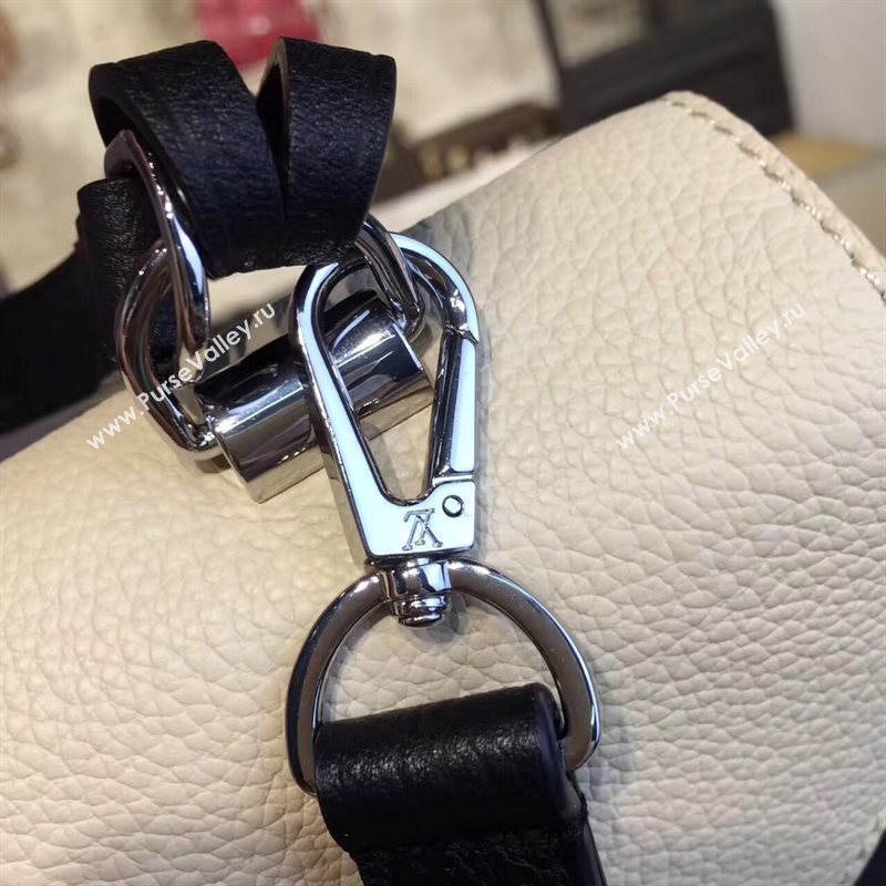 M50250 LV Louis Vuitton Lockme II Bag Veau Twist Real Leather Handbag White 6690
