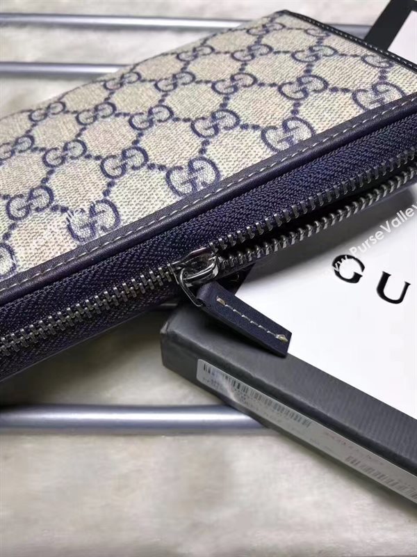 Gucci gray GG wallet zipper bag 6600