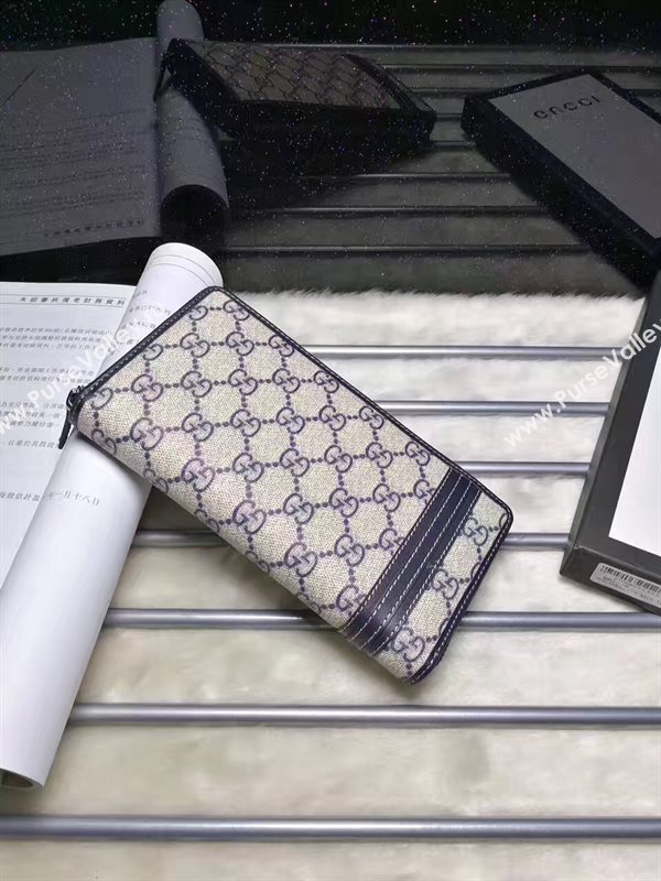 Gucci gray GG wallet zipper bag 6600