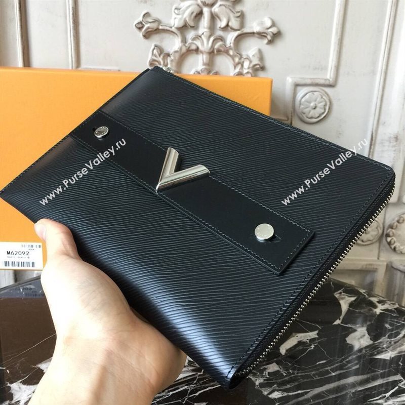 LV Louis Vuitton Twist Pochette Essential V Clutch Handbag M62092 Epi Leather Bag Black 6637