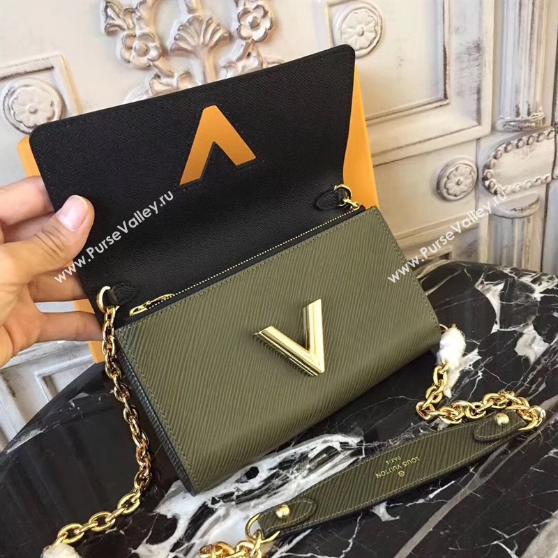 M67270 LV Louis Vuitton Twist Chain Shoulder Bag Wallet Monogram Handbag Brown 6755