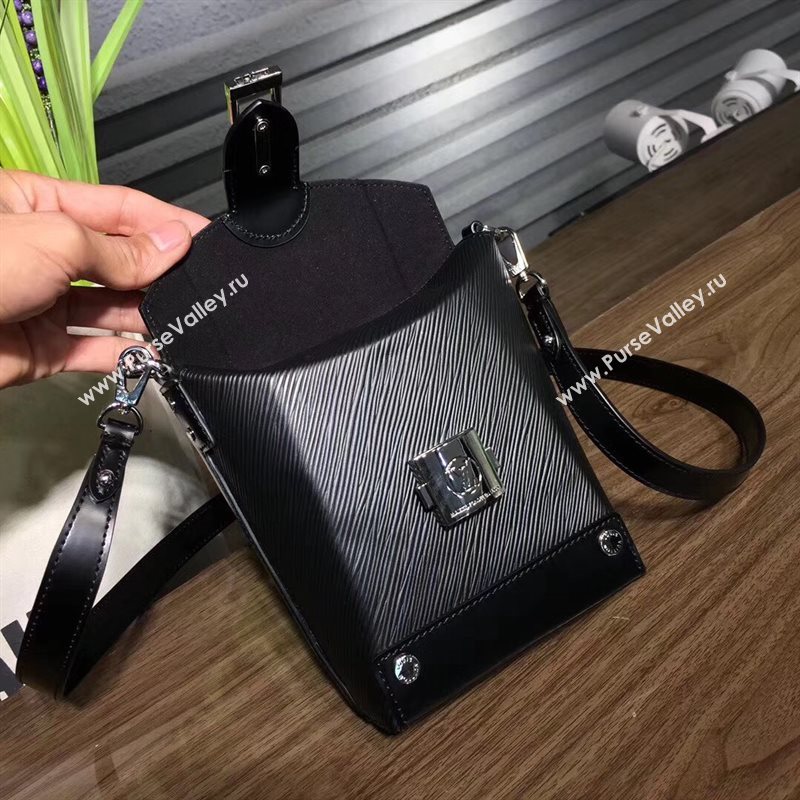 M56038 LV Louis Vuitton Bento Box Shoulder Bag Epi Leather Handbag Black 6709