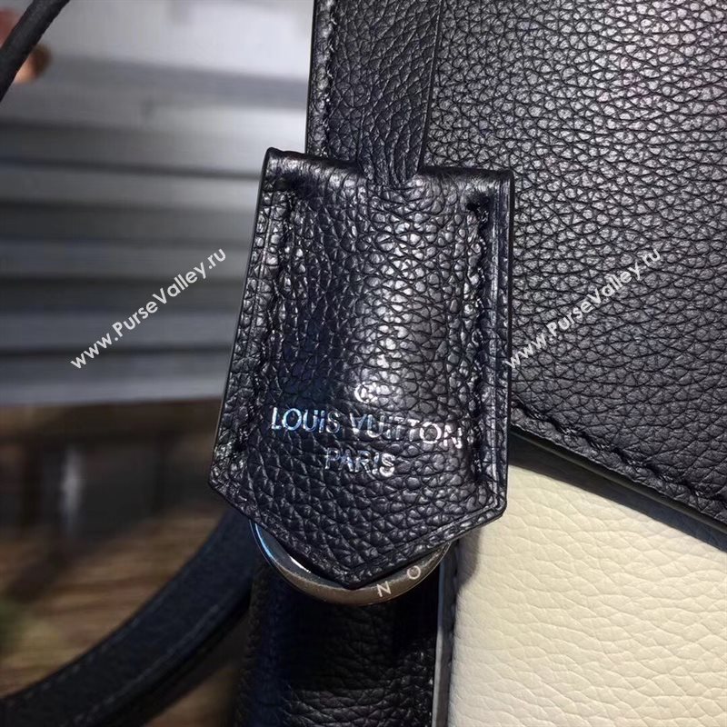 M54878 LV Louis Vuitton My Lockme Bag Twist Real leather Handbag Black and White 6723