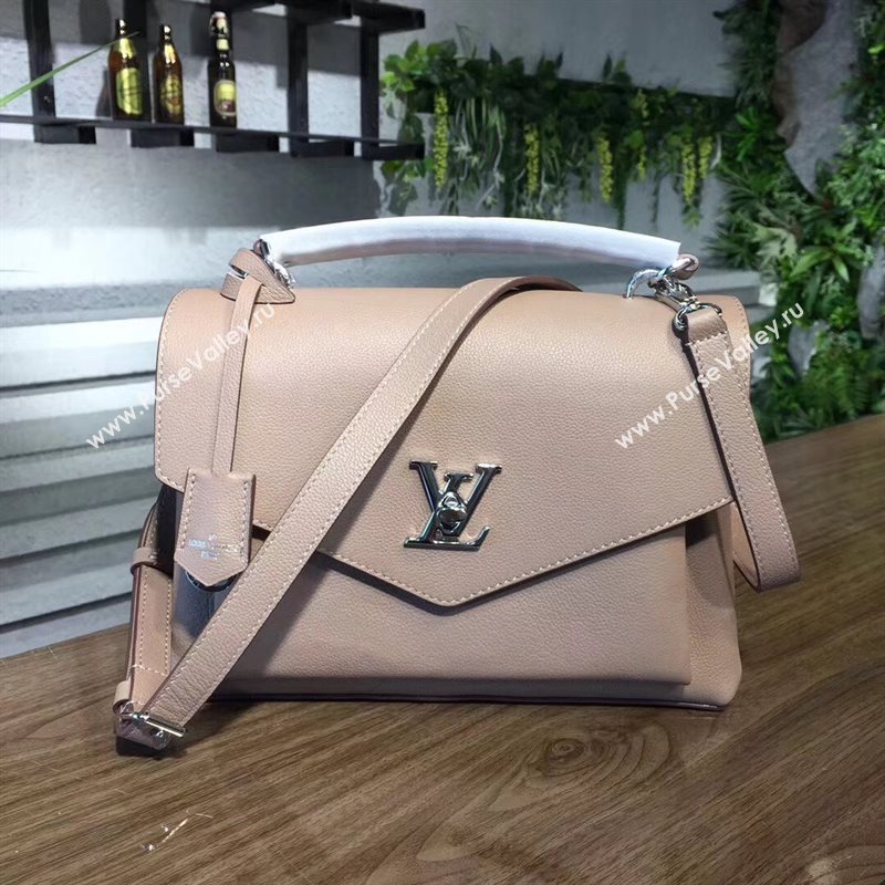 M54877 LV Louis Vuitton My Lockme Bag Twist Real leather Handbag Apricot 6724