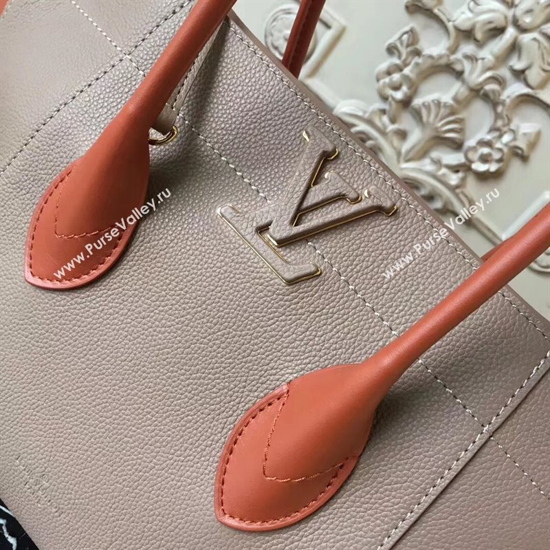 M54841 LV Louis Vuitton Freedom Tote Bag Zipper Real leather Handbag Apricot 6730